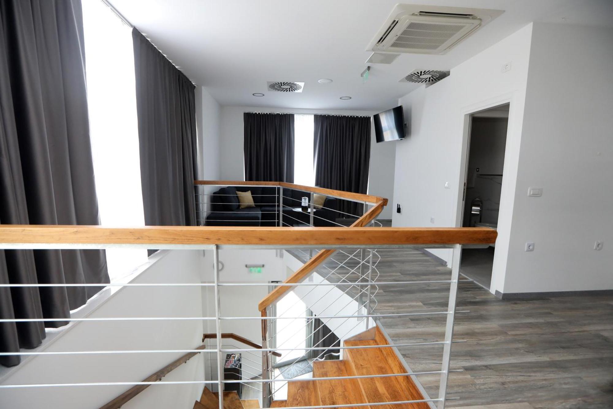 D R Apartments Šibenik Eksteriør bilde