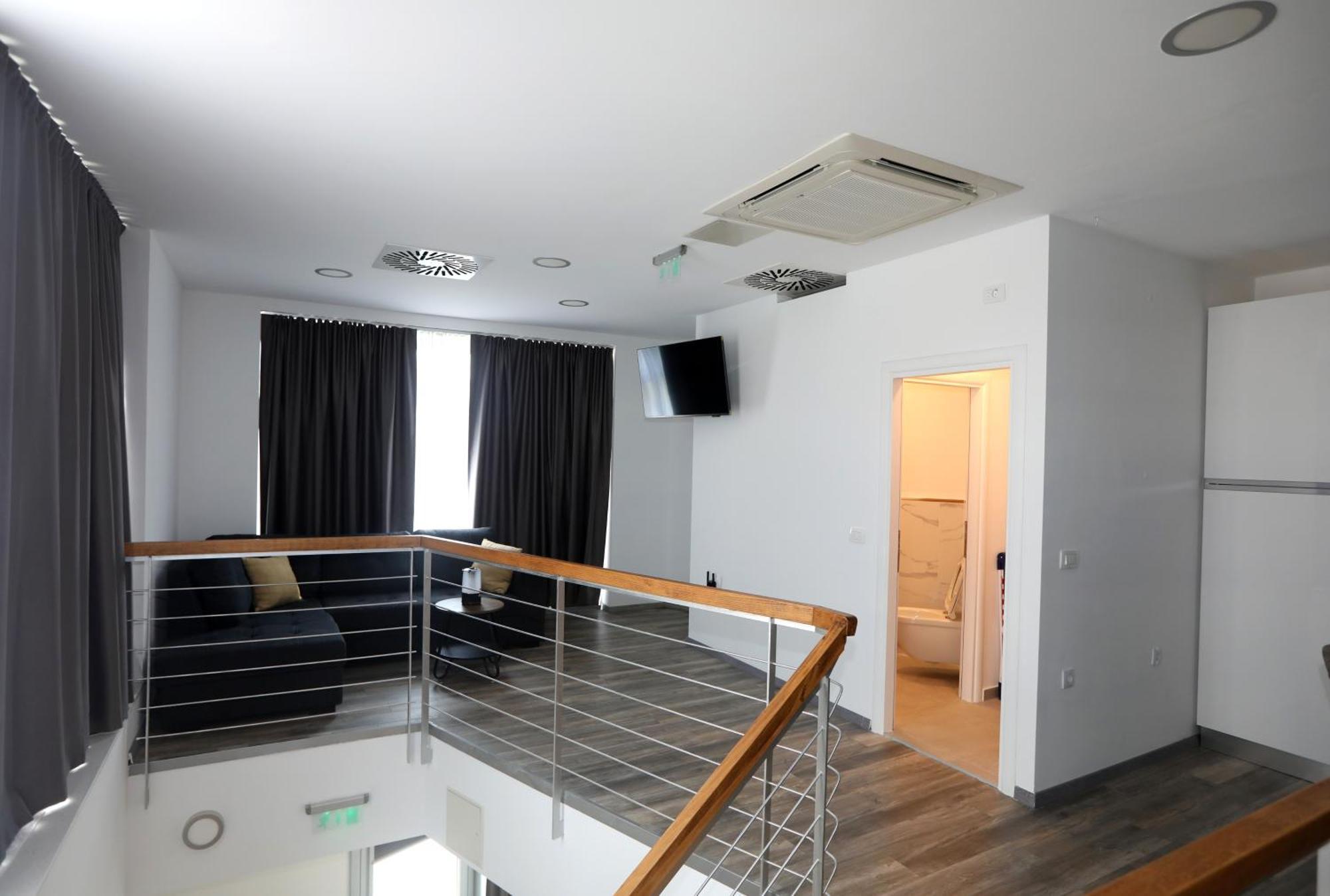 D R Apartments Šibenik Eksteriør bilde