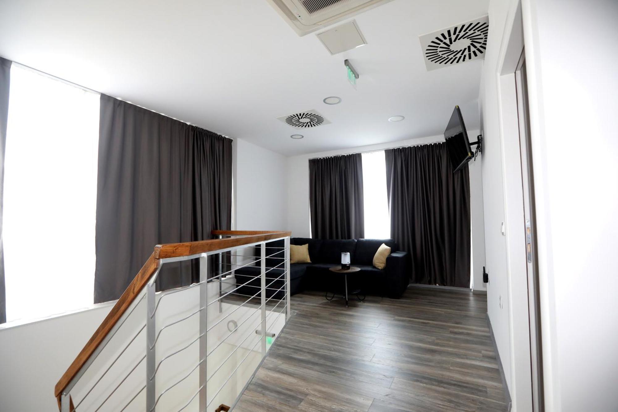 D R Apartments Šibenik Eksteriør bilde